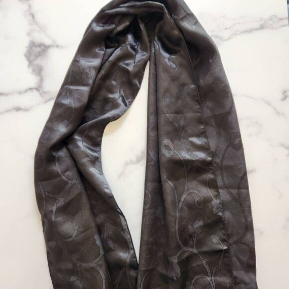 Collection XIIX black fringe shawl Mexican silky vintage extra long - Picture 7 of 8